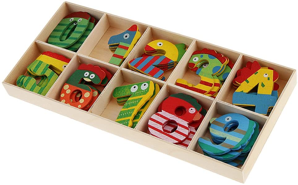 Brinquedos pedagógicos - números de madeira