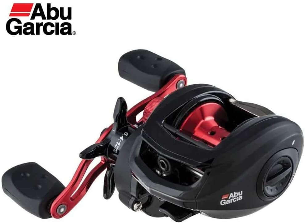 carretilha de pesca na cor preta e vermelha do modelo Abu Garcia Black Max 3