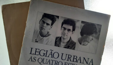 Capa do álbum As Quatro Estações, em formato de vinil, da banda Legião Urbana.